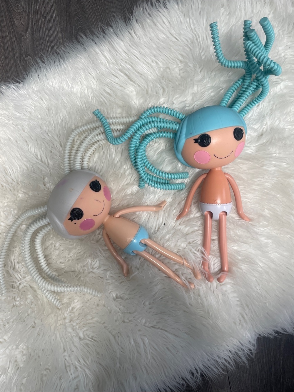 Lalaloopsy spaghetti hair blue white dolls 2010